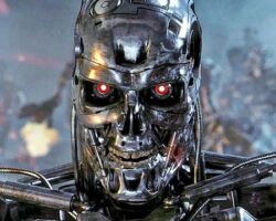 Terminátor: James Cameron varuje před nahrazením lidských spisovatelů technologií