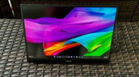 Asus přináší 16palcový "tweener" s displejem 120Hz