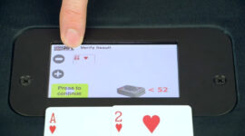 Hackerům se podařilo ovládnout kasinový míchač karet pomocí Raspberry Pi