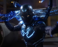 Režisér Blue Beetle odhaluje své inspirace při tvorbě filmu