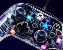 Nový ovladač HyperX Clutch Gladiate působí zastarale