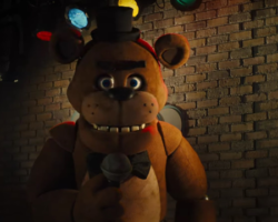 Josh Hutcherson prozrazuje: Jennifer Lawrence poblahopřála k Five Nights at Freddy's 2!