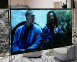 LG: Nový OLED televizor pro gaming vypadá jako knihovna a my to milujeme