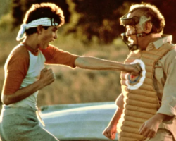 Herec prokazuje své bojové umění i ve filmu Karate Kid