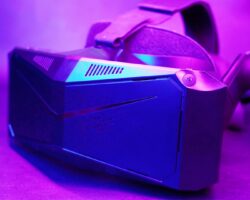 Pimax odhaluje headset Crystal Light VR - skutečný konkurent Valve Index