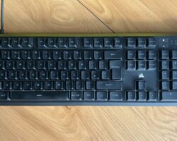 Recenze Corsair K55 Core: skvělá volba pro hráče s menším rozpočtem