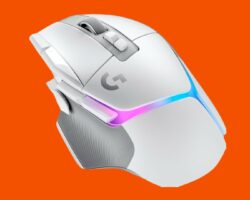 Ušetřete 30 $ na herní myši Logitech G502 X Plus v této akci